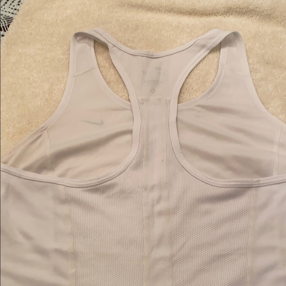 Racerback Nike tank top - Picture 5 of 7